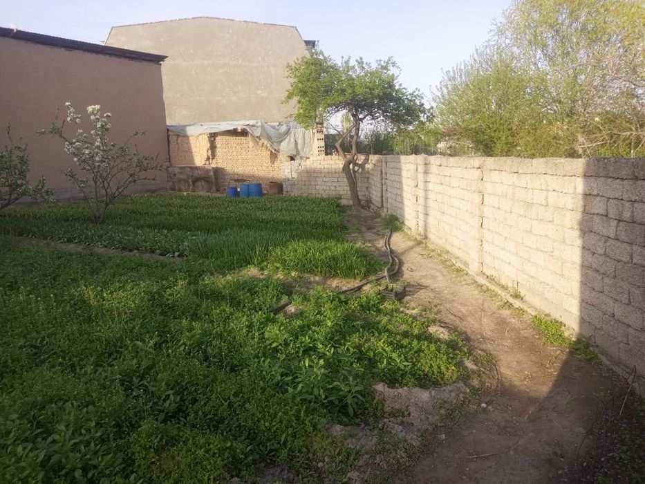 Yer sotiladi  sergelida