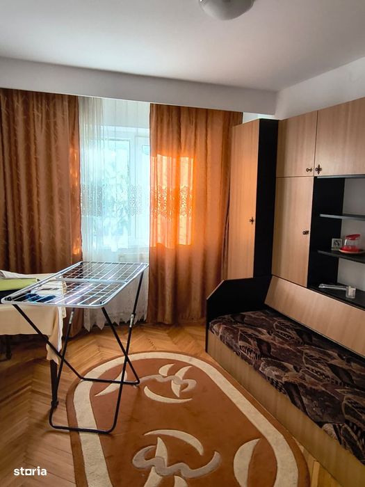 Apartament 3 camere decomandat – Mărășești