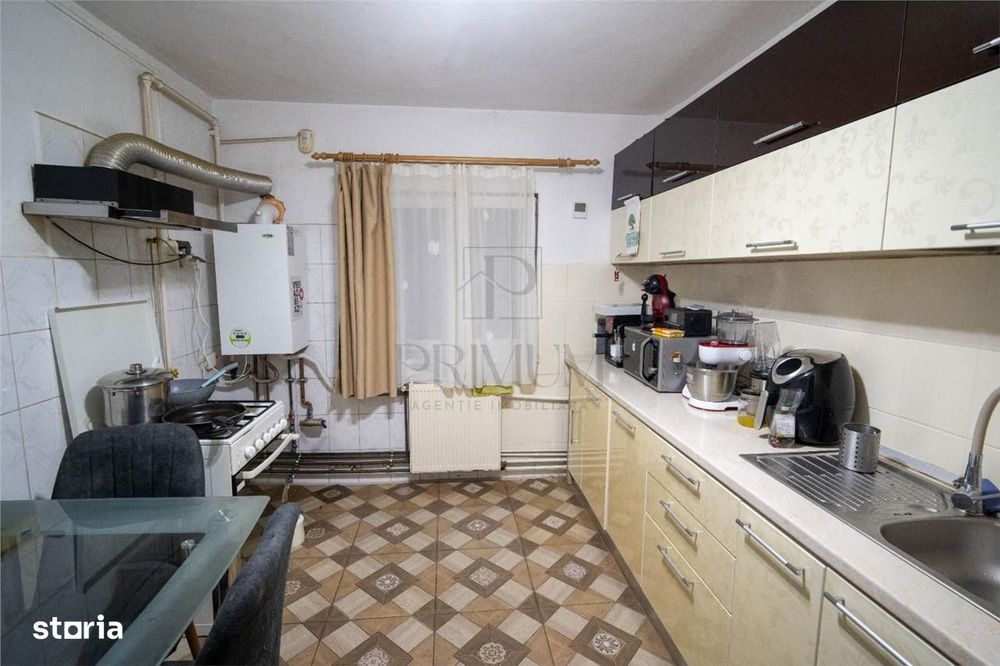Soarelui - 4 Camere - 2 Bai - 2 Balcoane - Centrala Proprie - Etaj 3 -