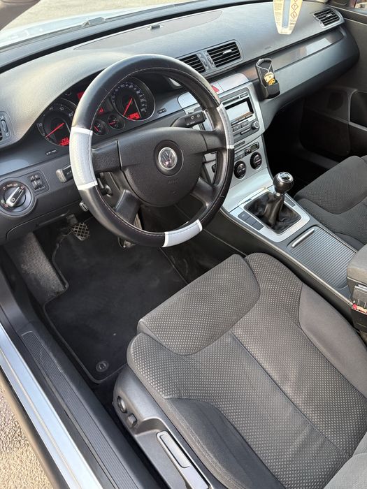 Vand vw passat b6 benzina1.6 fsi