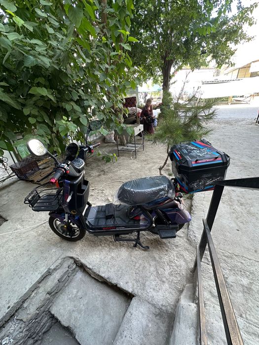 Электронная мопед