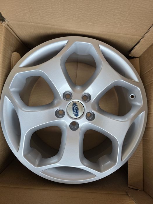 Jante de aliaj pentru Ford pe 17 marca rc wheels  model  333