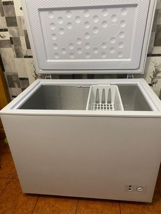 Продам морозильную камеру Бирюса