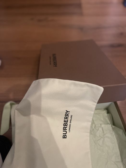 Burberry оригинални кецове