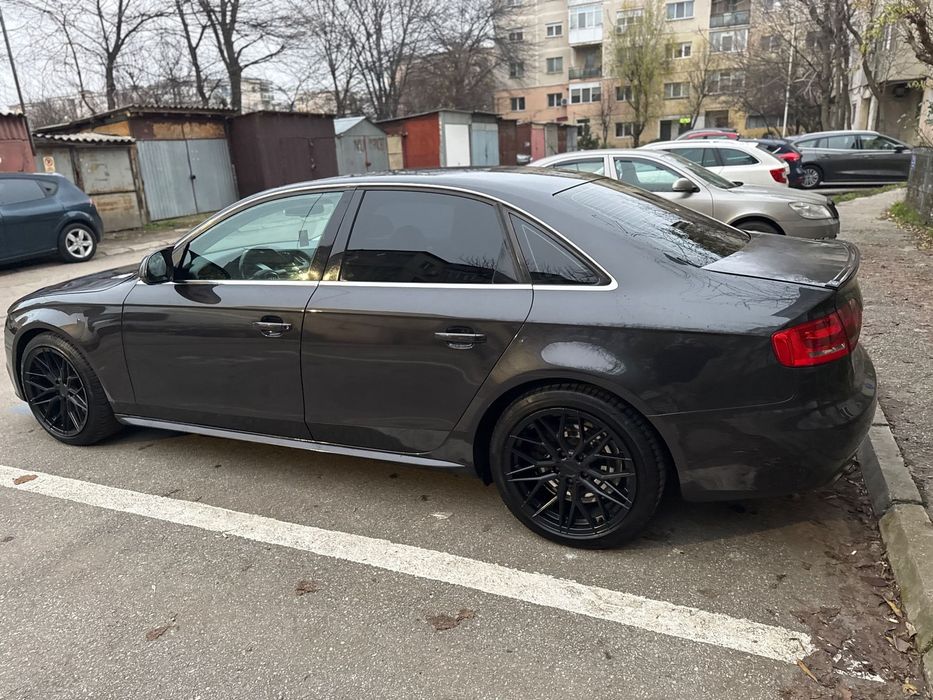 Audi A4 Vand Audi A4 B8 S-line exterior 2.0 TDI