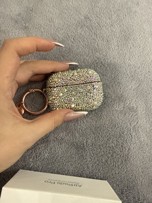 Air pods Pro в бронепленке