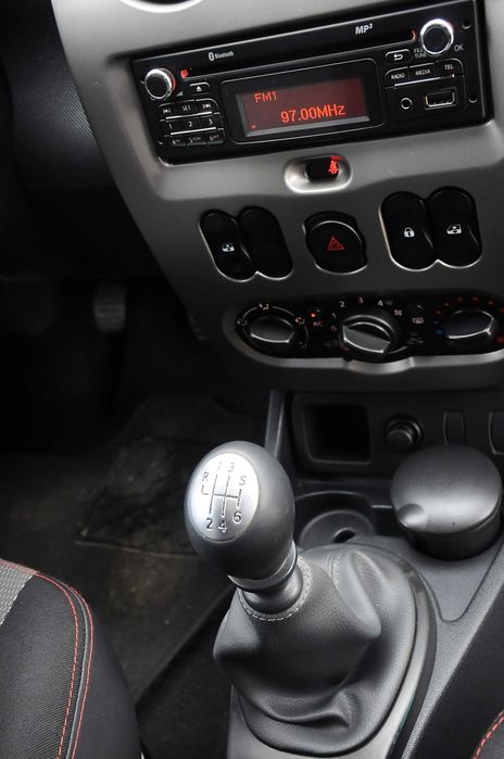 DACIA Duster 2013 1.5dCi 110 CP E5 6 trepte AC recent adus ofer fiscal