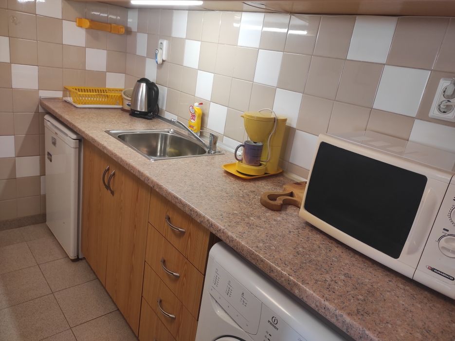 Студио Уют за 3-ма с тераса и кухня. Атрактивна локация