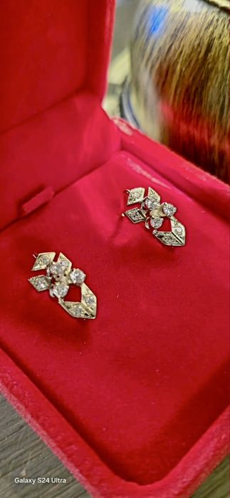 Золотые серьги СССР с Якутскими бриллиантами  583 проба