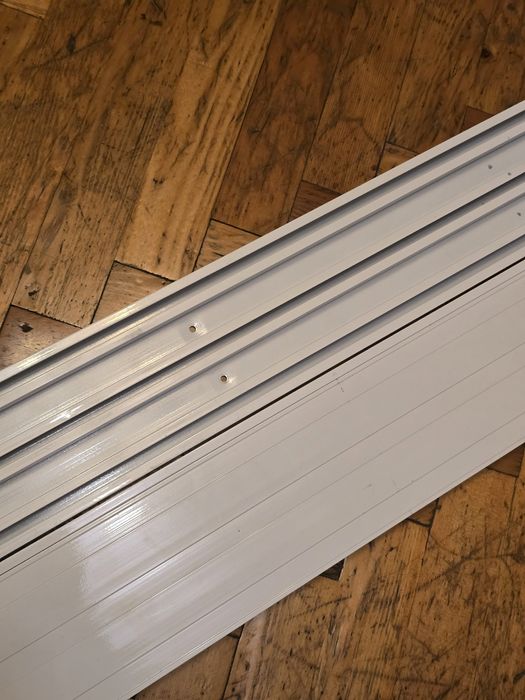 Потолочные карнизы