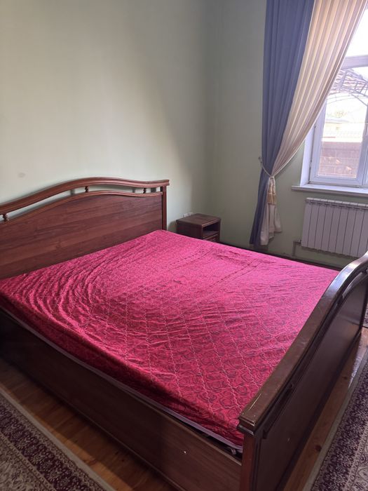 Продам Матрас б/у двухспальный