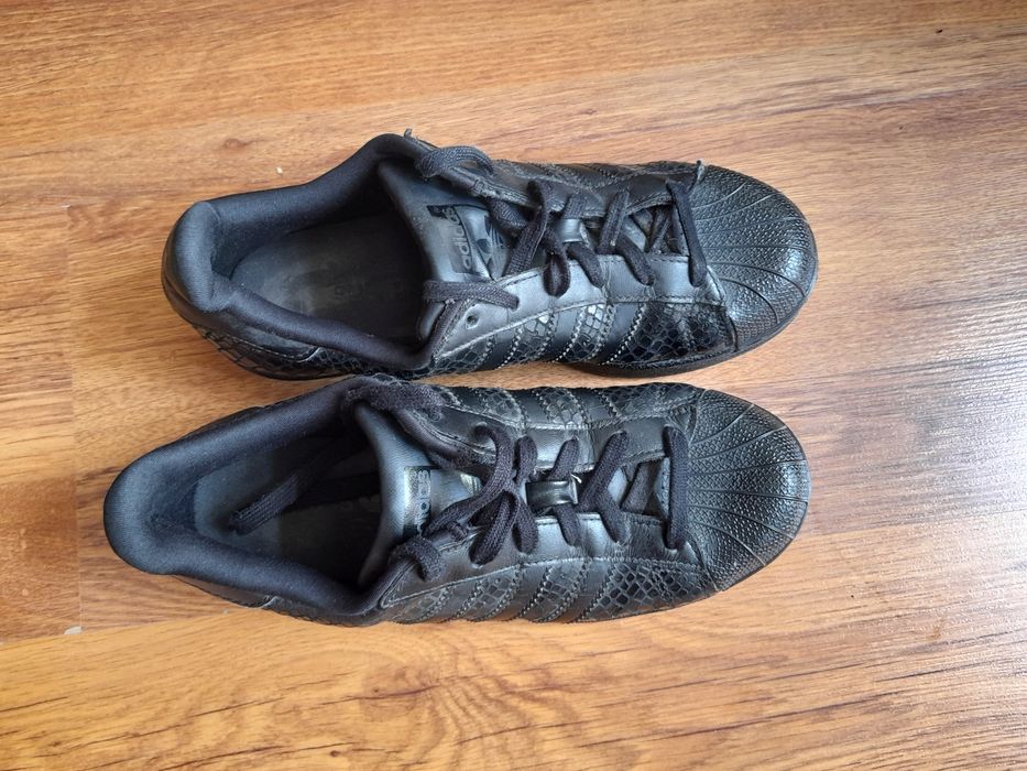 Adidas Superstar кецове 37 номер.