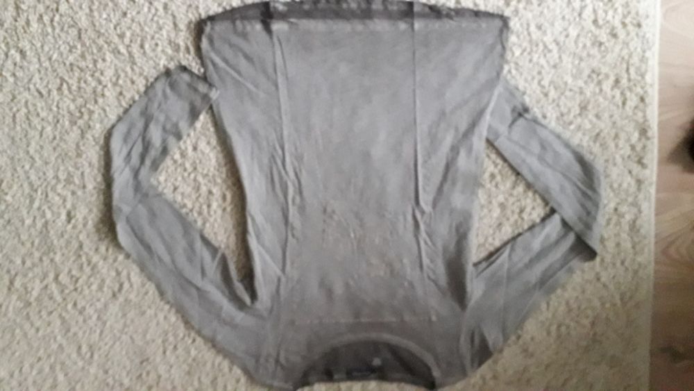 Нова трикотажна блуза 6 бр