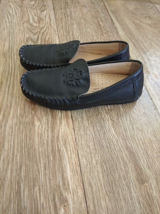 Продаются кожаные макасины