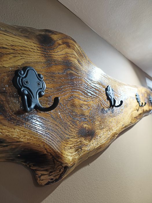 cuier lemn masiv, cireș, stejar, nuc