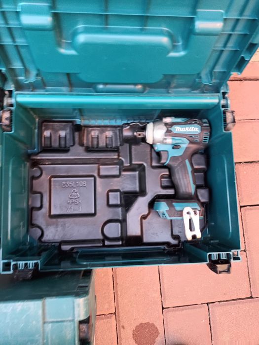 Scule profesionale makita 18 v