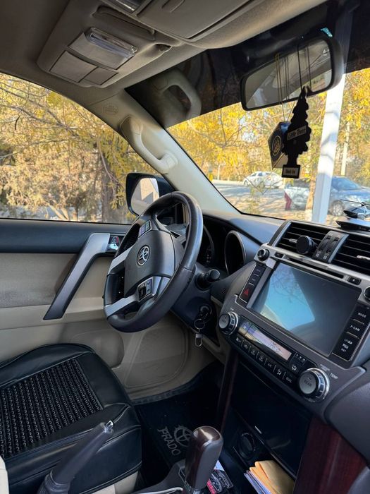 Тайота Прадо 2017 йил