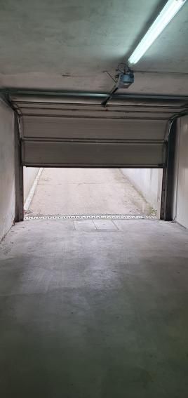 Дава се под наем Гараж / Паркомясто в София, Бъкстон - 22 кв.м за 150 € - Снимка #3