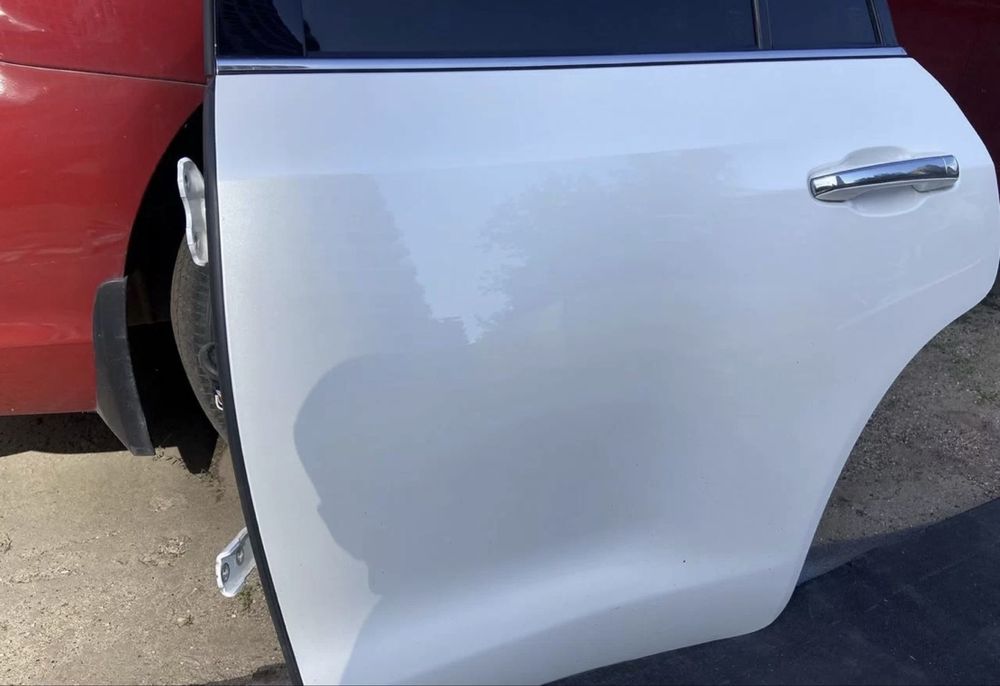 Дверь Lexus LX570 LX450d 2021
