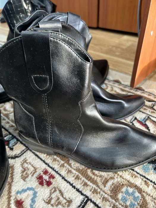 Продам  сапожки  осень  распрадажа