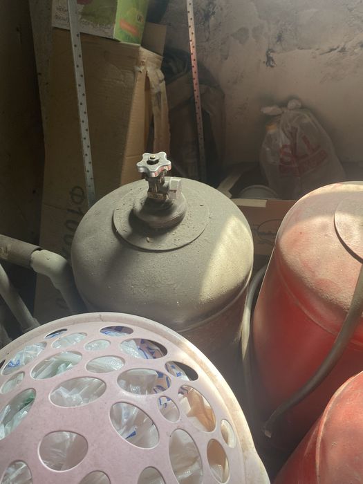 Продается газовый балон 5 шт