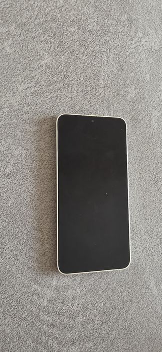 Samsung s24 128/8