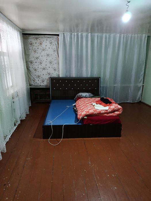 Yotaxona mebeli sotiladi