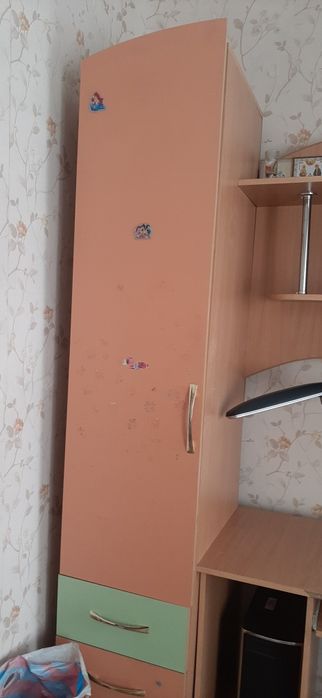 Стенка для школьника.