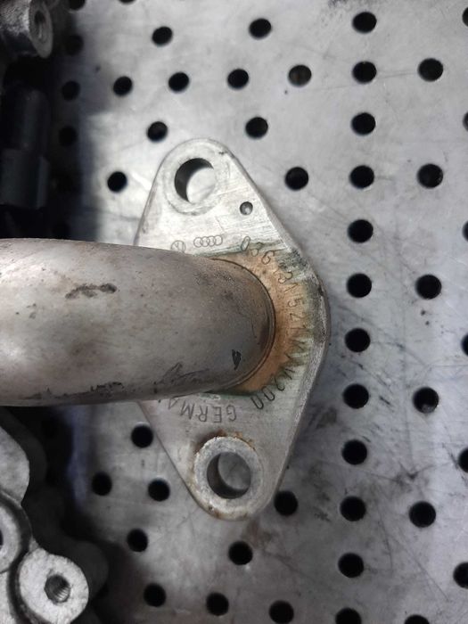 conducta egr 2.0 tdi brd bre audi  a4 b7  a6 c6 4f  03g131521k