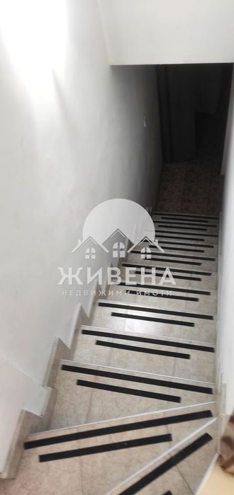 Дава се под наем Офис в Варна, Колхозен пазар - 43 кв.м за 256 € - Снимка #12
