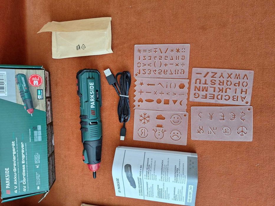 Aparat pentru gravura pe sticla, fier, lemn piatra, doua modele