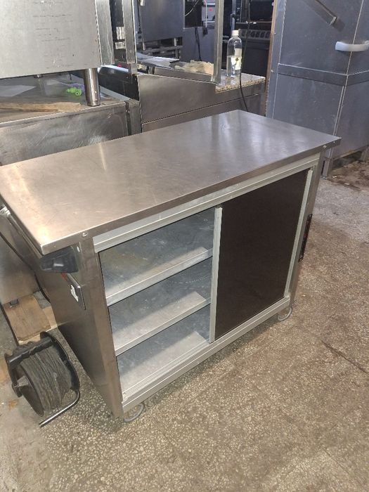 Топъл шкаф/ лувератор