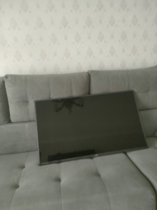 Продам телевизор