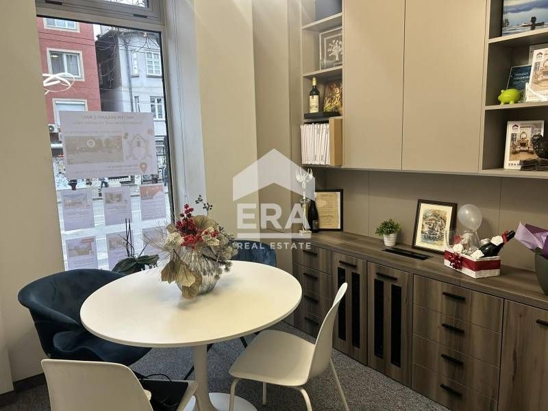 Дава се под наем Магазин в София, Център - 95 кв.м за 1695.24 € - Снимка #7