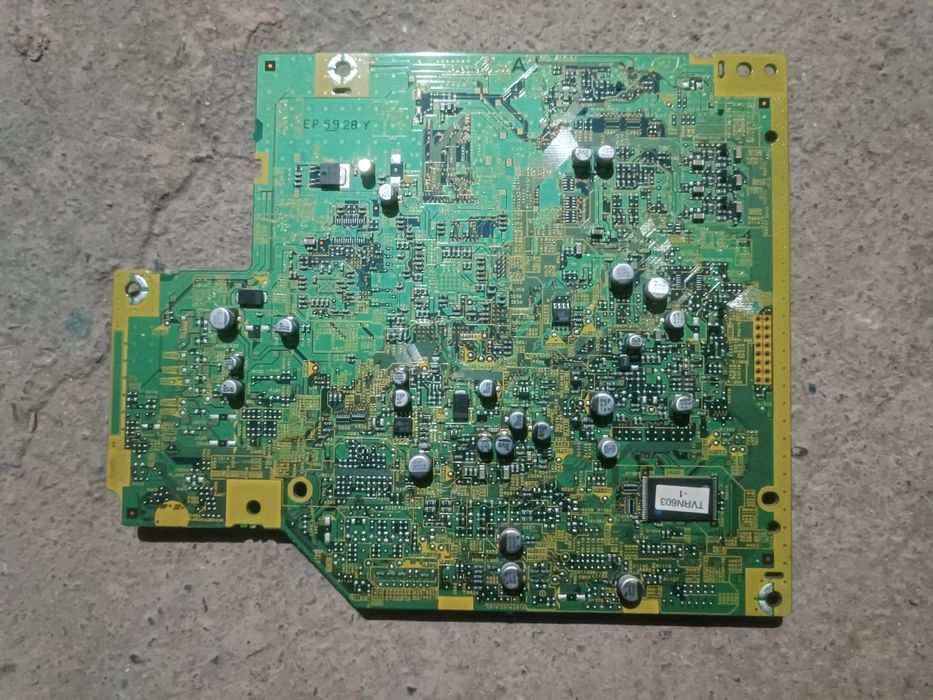 Телефизор плата PANASONIC  работает