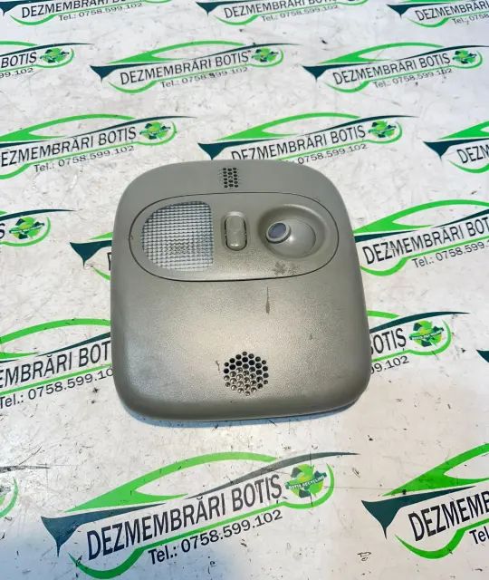 Lampa plafon fata 8200086011 Renault Clio 2002 1.5 dCi MT (65 hp)