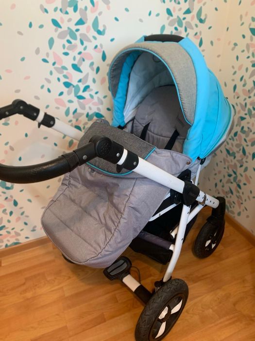 Детская коляска трансформер 3 в 1