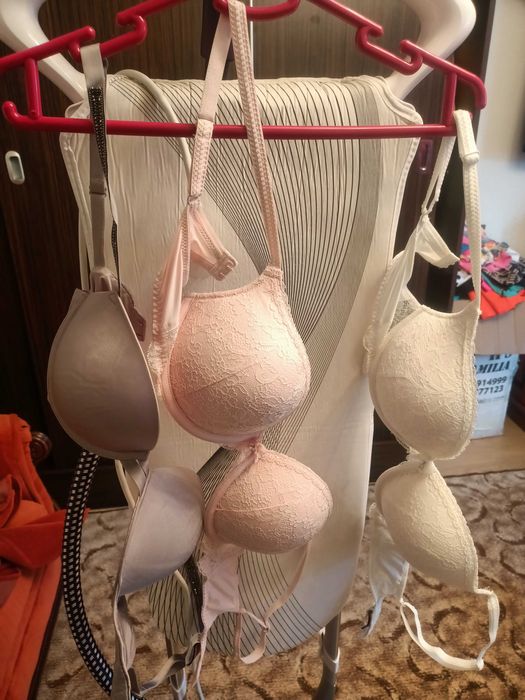 Vand costume dama noi