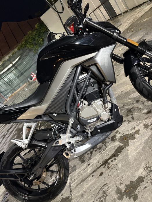 Motocicleta CFMoto 300NK  ABS ( A1, A2, A)