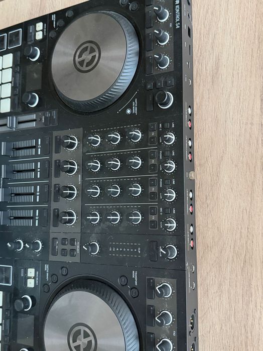 Traktor Kontrol S4 MK3
