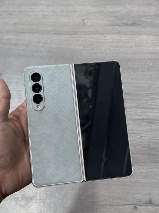 Samsung z Fold 4 ideal srocni sotiladi