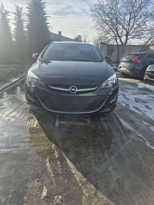 Opel astra j 2014