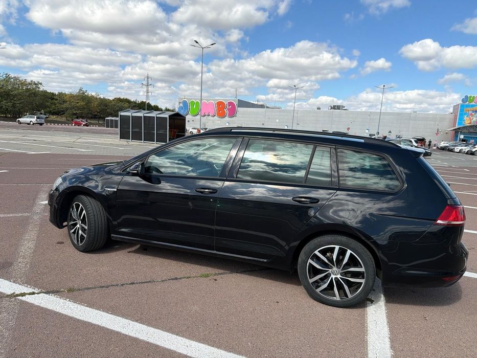 Volkswagen Golf VII dotări premium pachet CUP