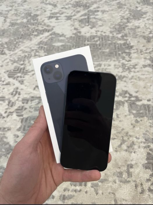 Айфон 13 отличный состояние