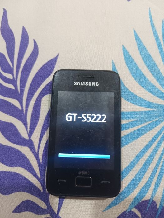 Продам телефон Самсунг