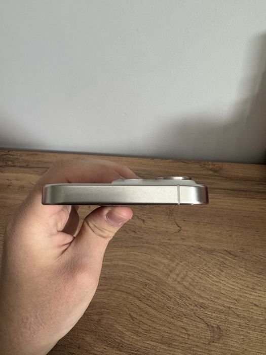 Iphone 15 pro , 128 гб