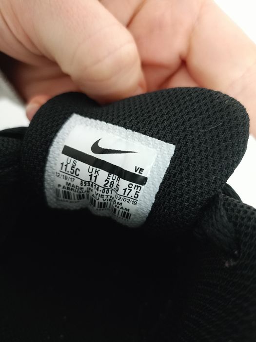 Nike air номер 28,5 за момче