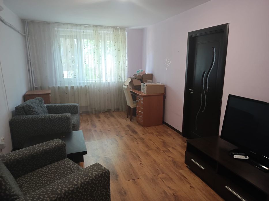 De inchiriat ap. 2 camere, Oradea, zona Fac. Medicina