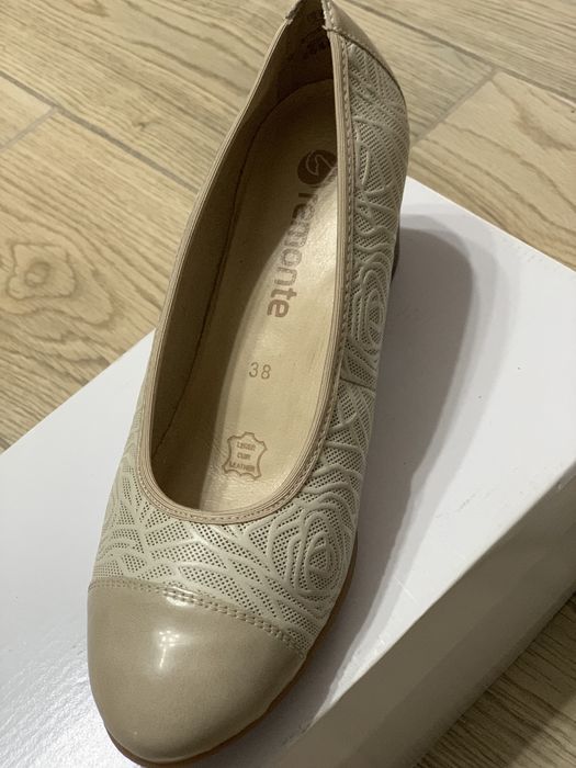 Pantofi BEJ piele REMONTE 38