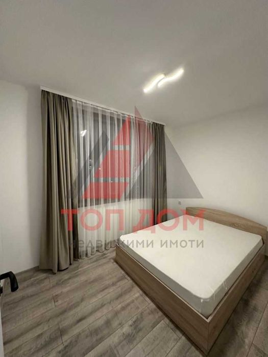 Дава се под наем Четиристаен апартамент в Варна, Възраждане 1 - 130 кв.м за 714 € - Снимка #5